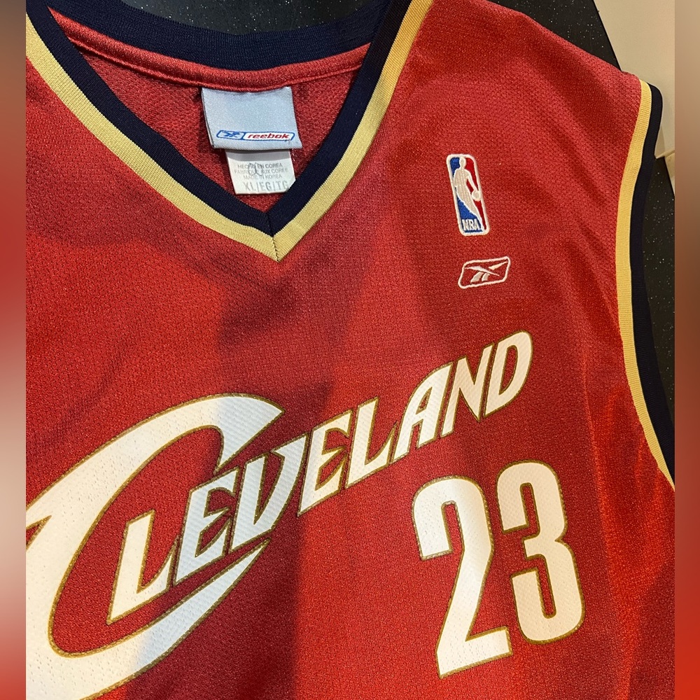 LeBron James Reebok Cleveland Cavaliers Jersey